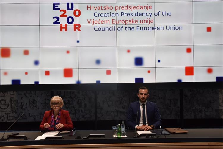 Slika /slike/2020/EPSCO 19032020/7ff0ee8e-ea5e-4cf0-9a42-7572e50b67a5.jpg
